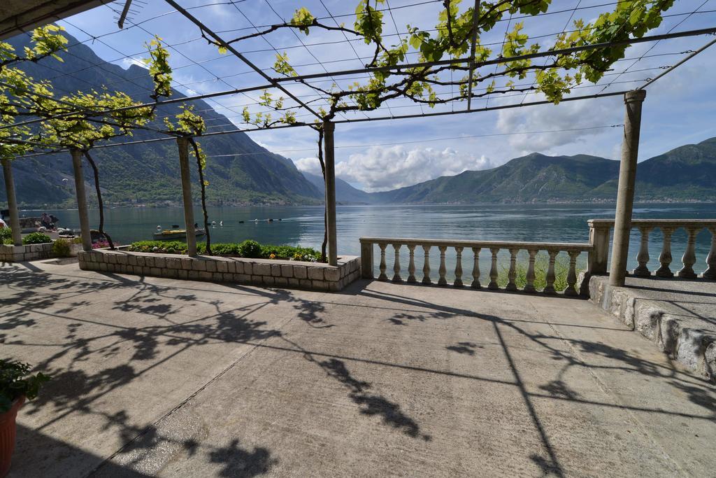 Apartments Goran Kotor Luaran gambar