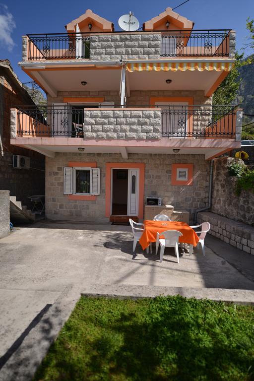 Apartments Goran Kotor Bilik gambar
