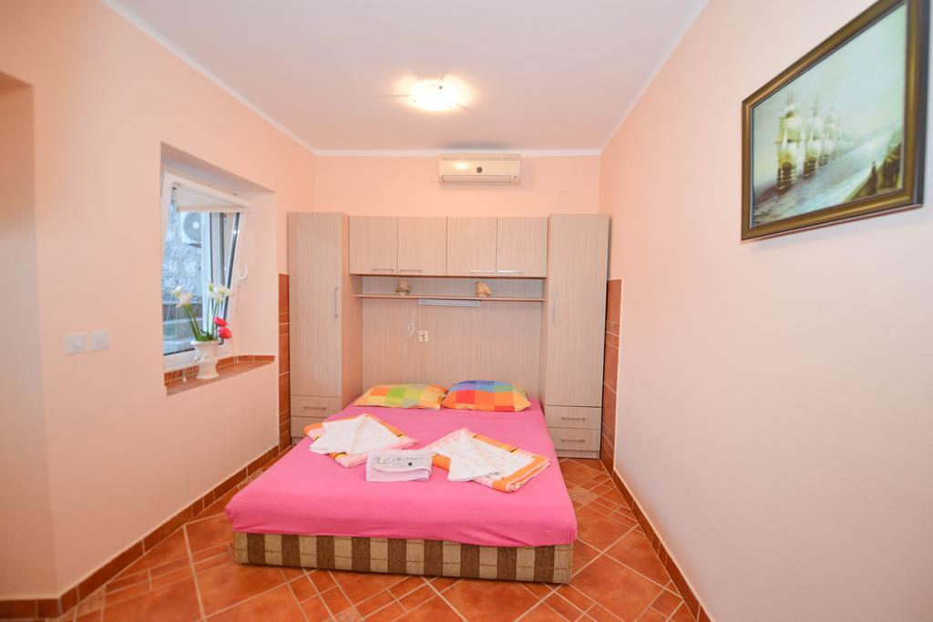 Apartments Goran Kotor Bilik gambar